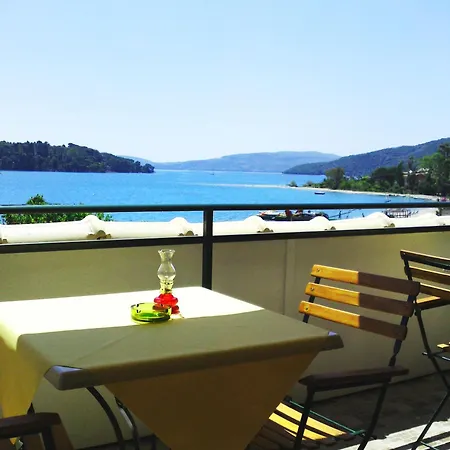 Sundy's Nydri (Lefkada)